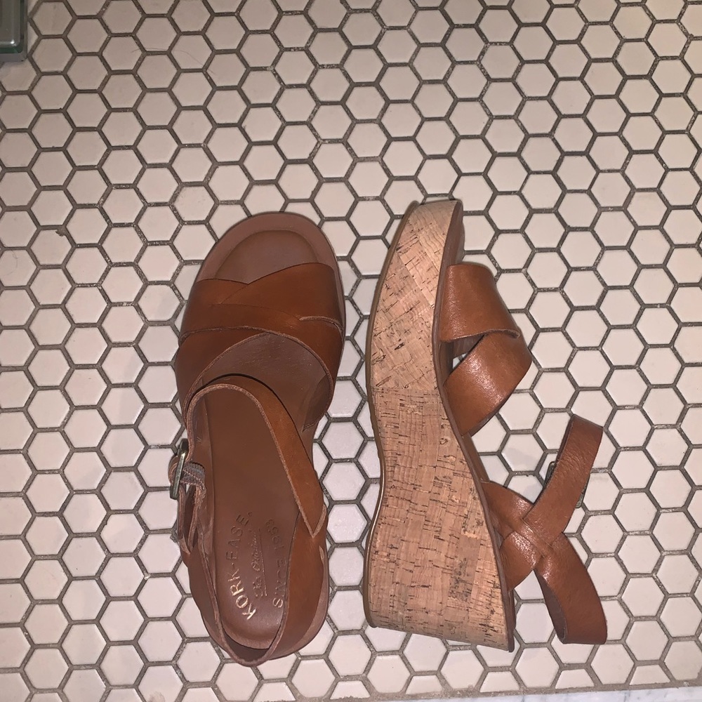 Korkease platform wedge sandals